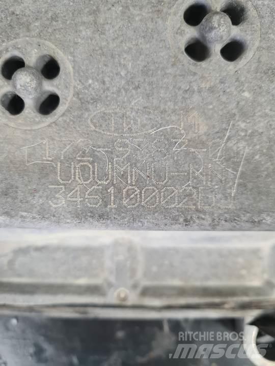 CAT 771D Cabine si interior