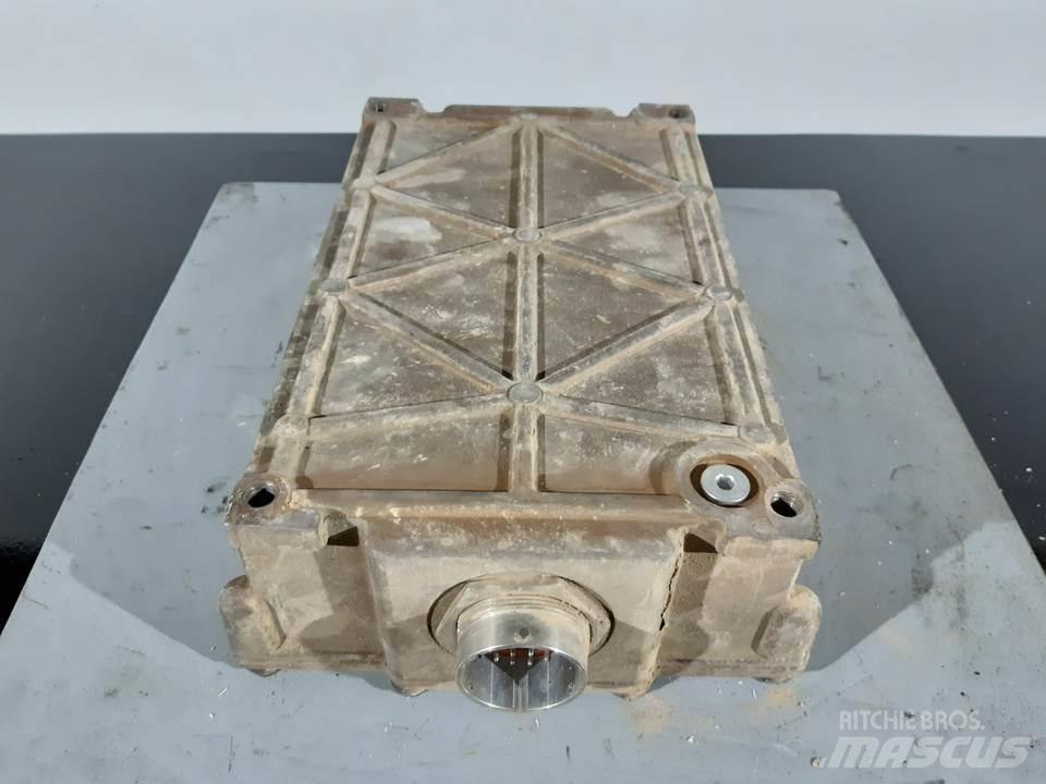 CAT 775B Cabine si interior