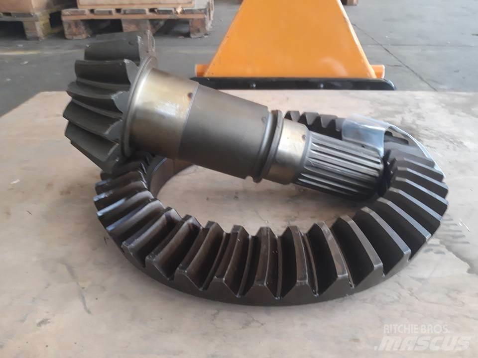 CAT 824B Transmisie