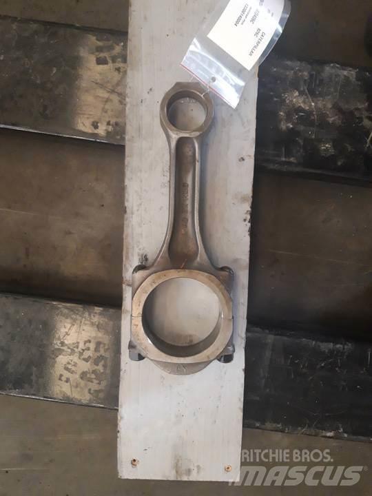CAT 826C Motoare