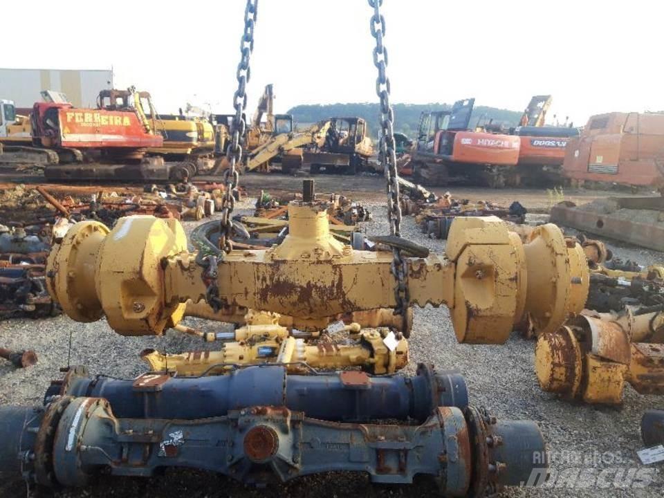 CAT 906H Transmisie