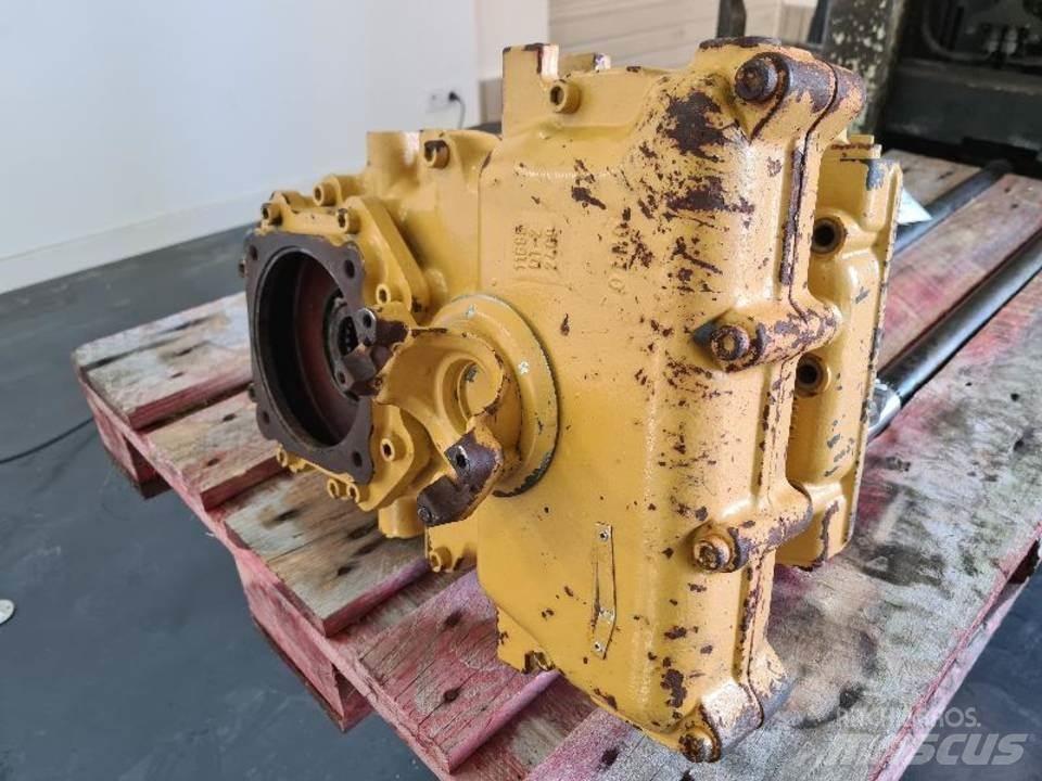 CAT 906H Transmisie