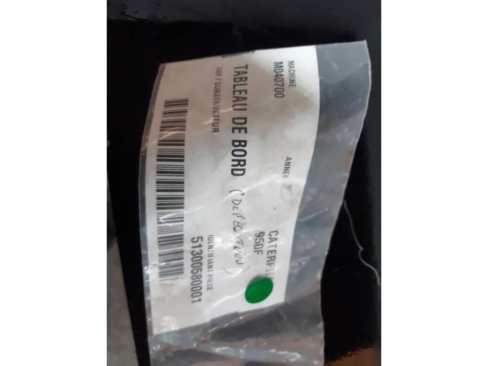 CAT 950F Cabine si interior