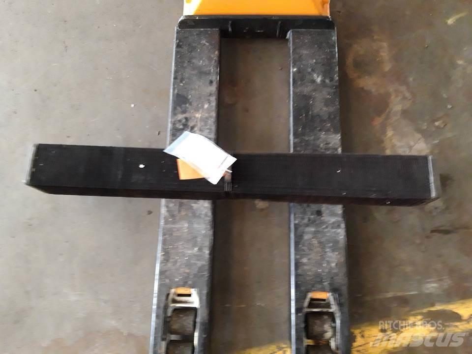 CAT 970F Motoare
