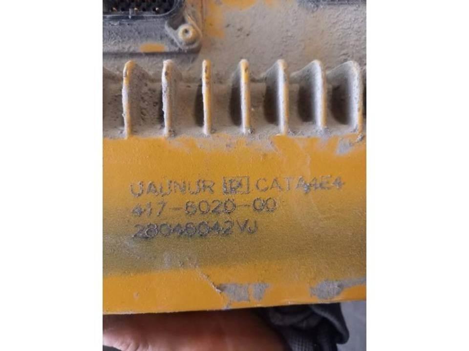 CAT 972M Cabine si interior