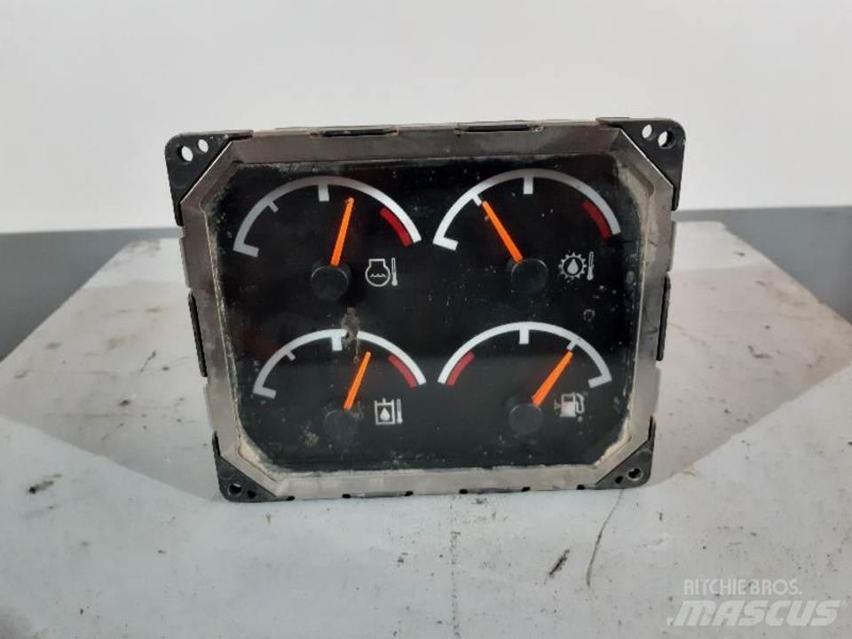 CAT 980GII Cabine si interior