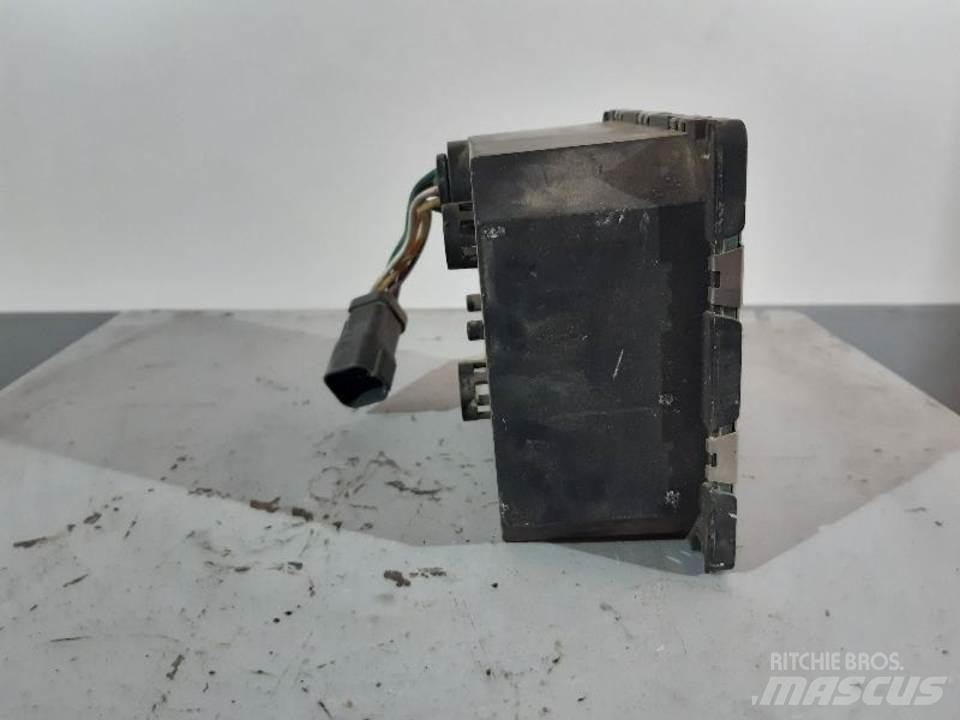 CAT 980GII Cabine si interior