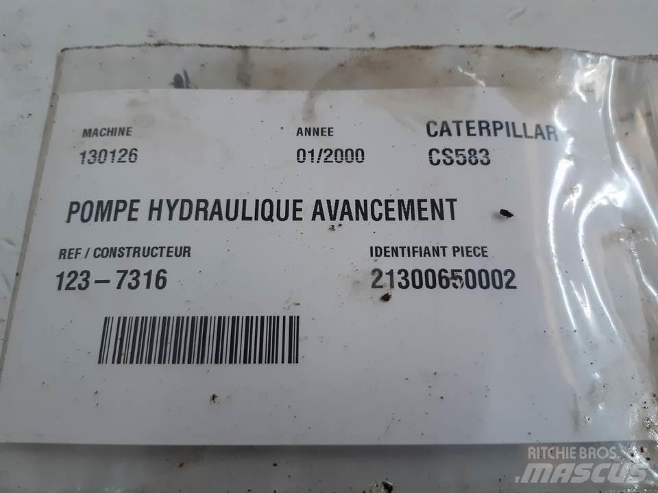 CAT CS583 Hidraulice