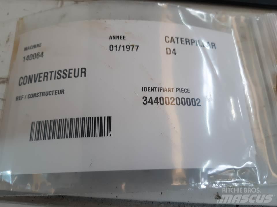 CAT D4 Transmisie