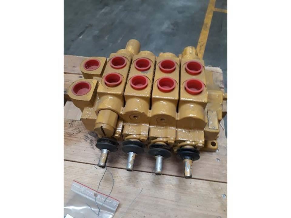 CAT D4H Hidraulice
