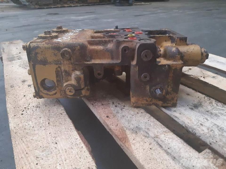 CAT D5H Hidraulice
