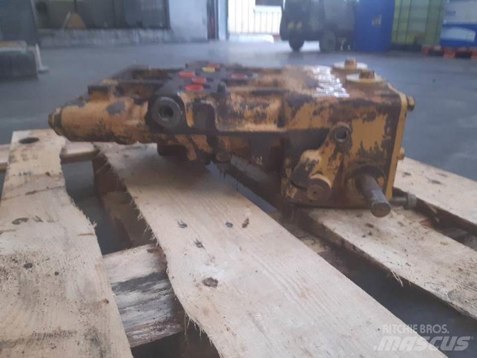 CAT D5H Hidraulice