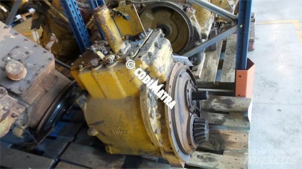 CAT D7E Transmisie
