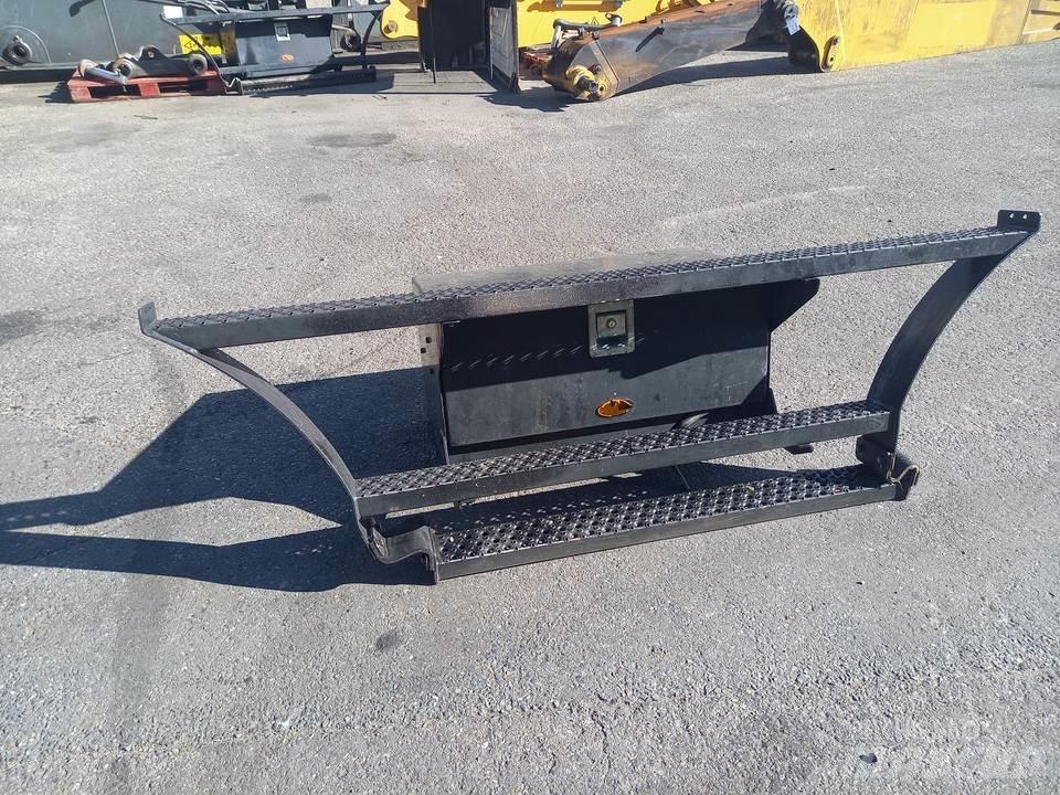 CAT M320F Cabine si interior
