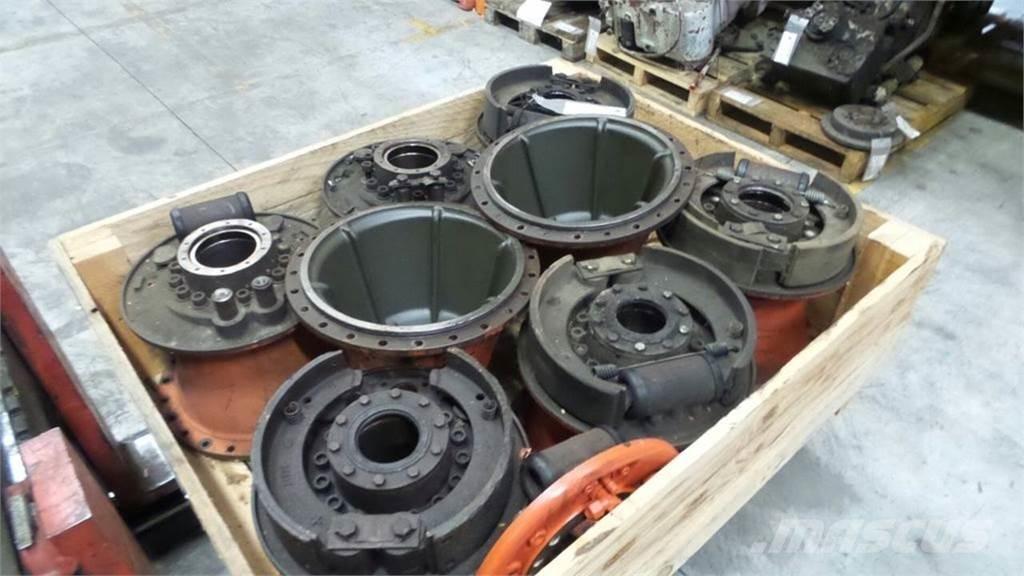 O&K F106A Transmisie