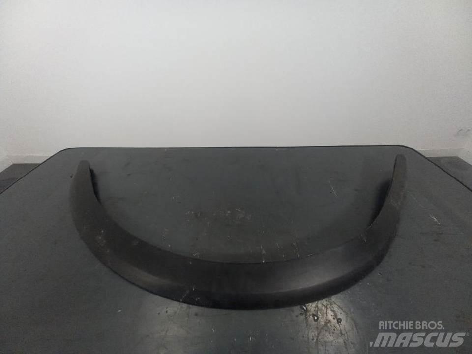 Volvo A25F Cabine si interior