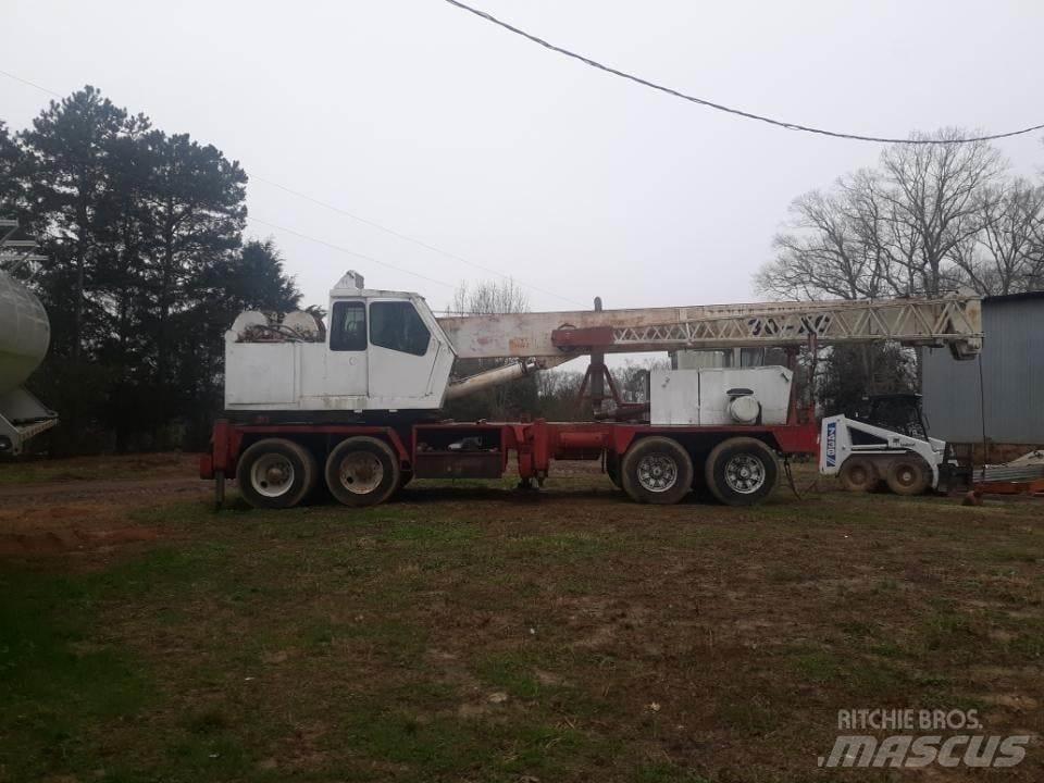 Bucyrus-Erie 30-XC Macara pentru orice teren
