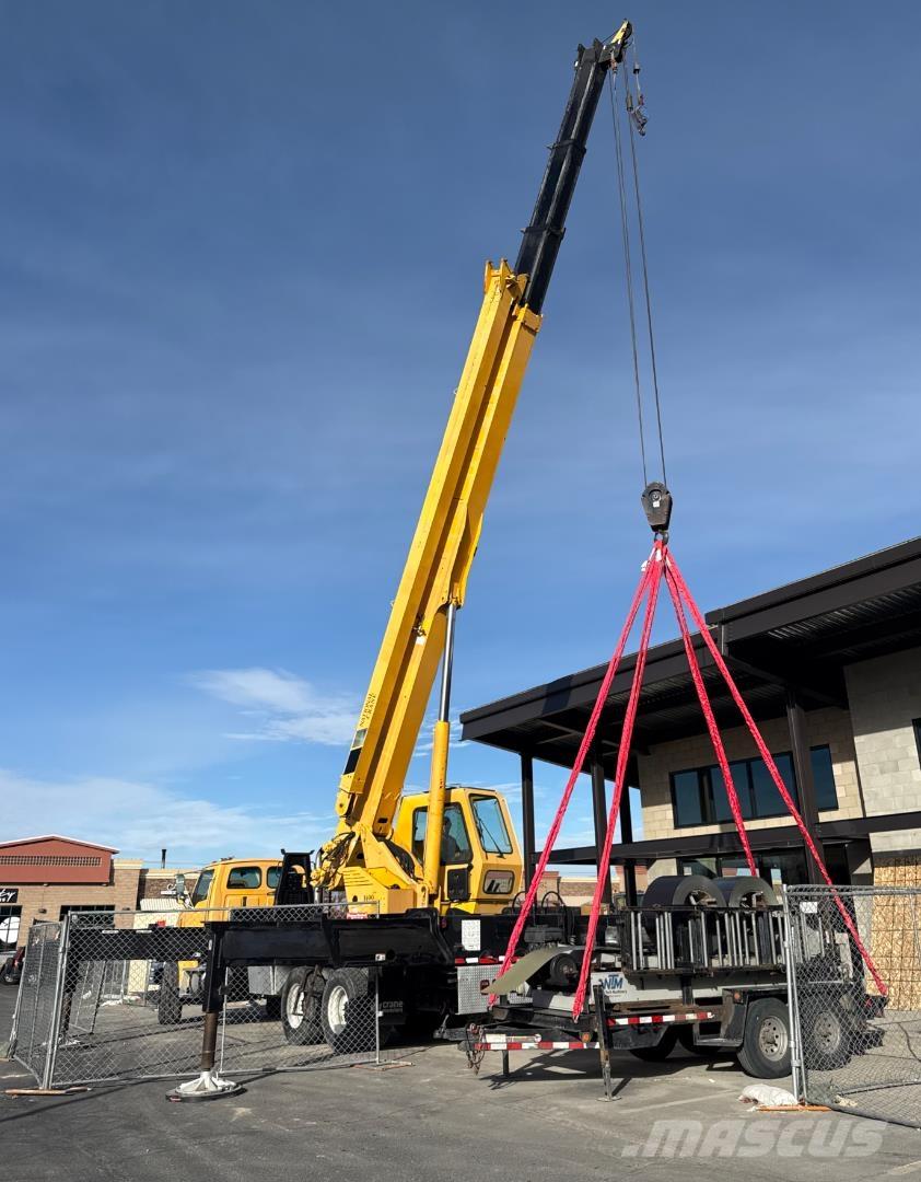 National 1400H Camioane cu macara