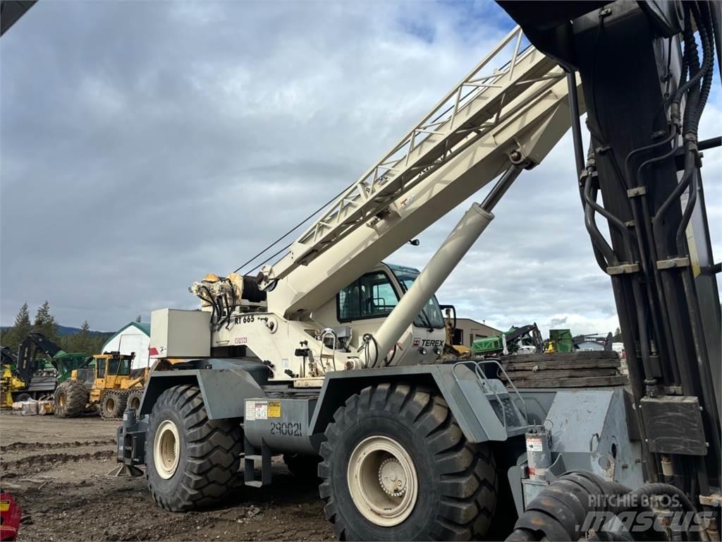 Terex RT 665 Macara teren accidentat