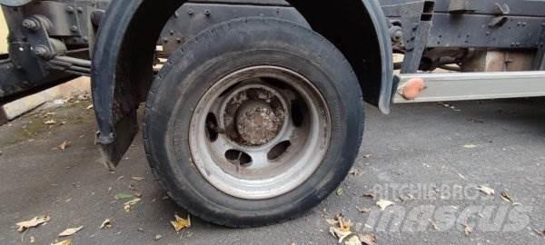 Avia A80 +CTS Camion cu carlig de ridicare