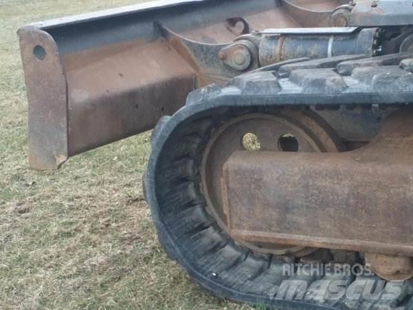 Bobcat 444 Excavatoare pe șenile
