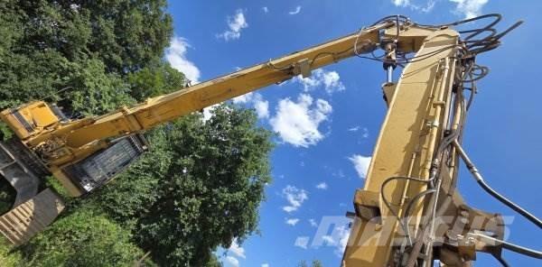CAT 330 BL Excavatoare pe șenile
