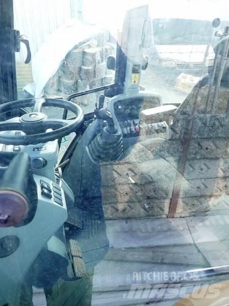 CAT 432 F2 Buldoexcavatoare