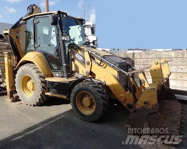 CAT 432 F2 Buldoexcavatoare