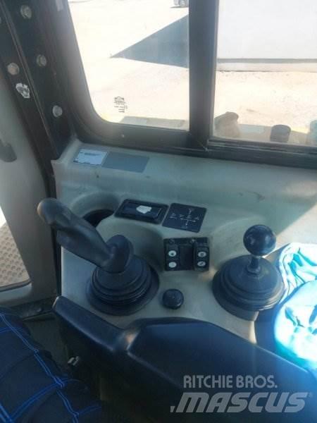 CAT D6T XL Buldozere pe senile