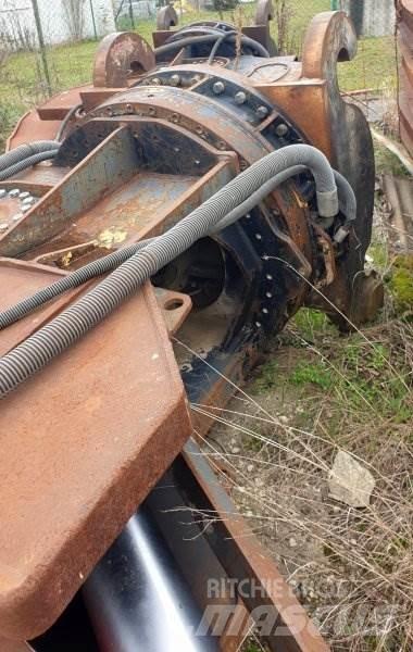 CAT MP 40 (CC + S) Utilaje construcții - Altele