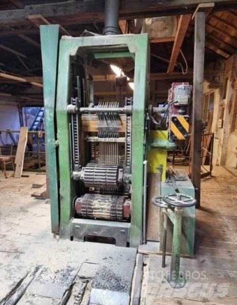  _JINÉ (CZ) G 710 Combine forestiere