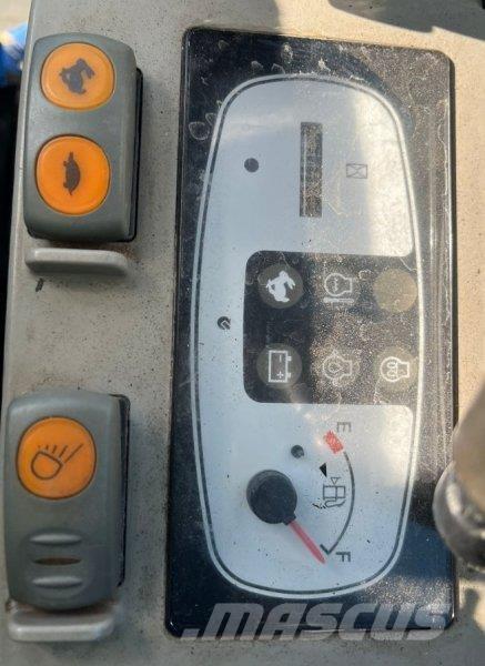 Komatsu PC 16 R-3HS Mini excavatoare < 7t