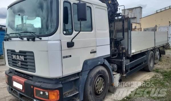 MAN 26.364 +Hiab 200 C Camioane cu macara