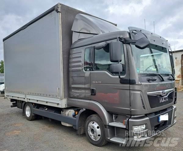 MAN TGL 8.220 Camioane platforma/prelata