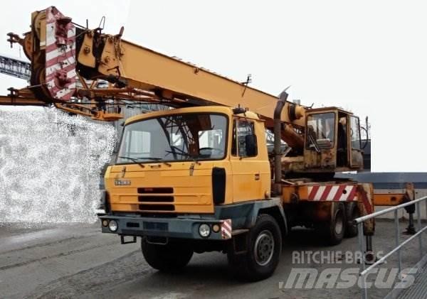 Tatra 815 +AD 20.2 (CKD Camioane cu macara