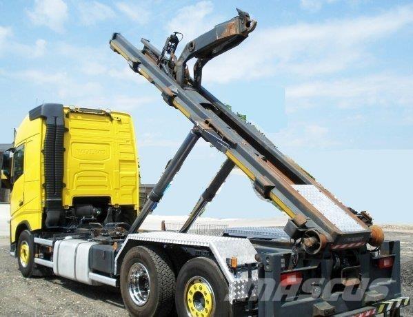 Volvo 500 +Combi-Lift Camion cu carlig de ridicare
