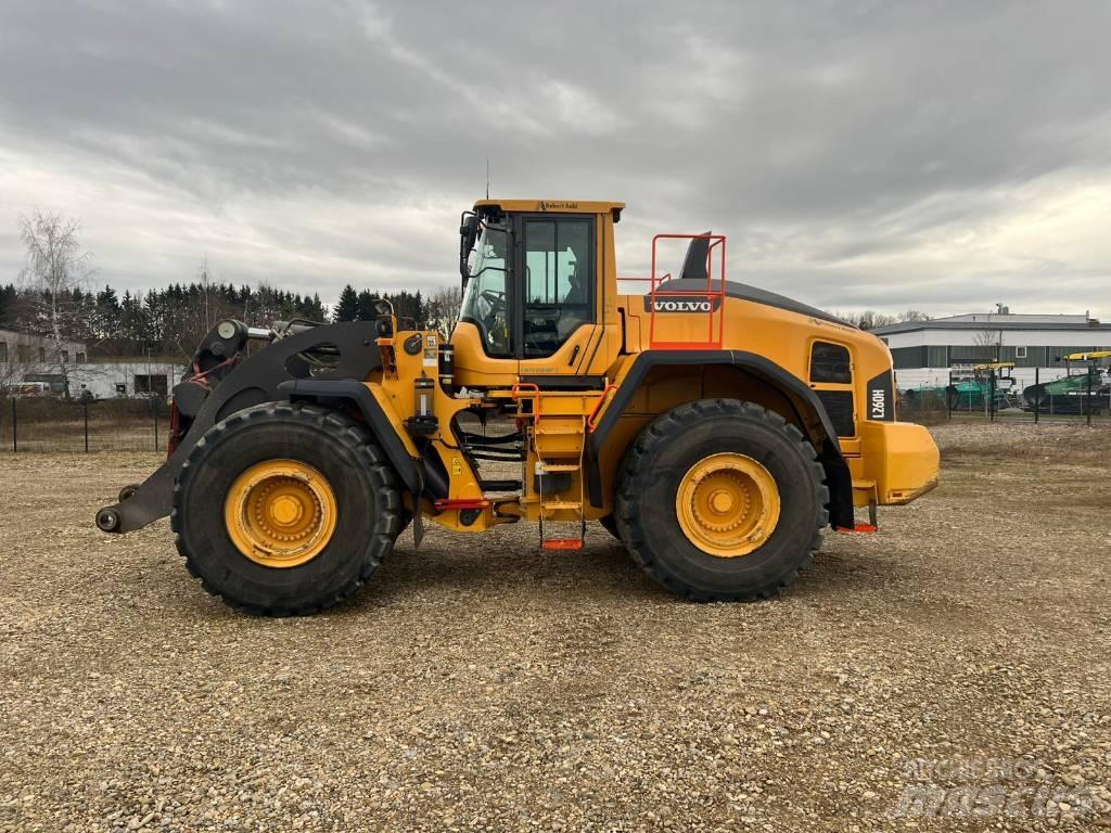 Volvo L 260 H Incarcator pe pneuri