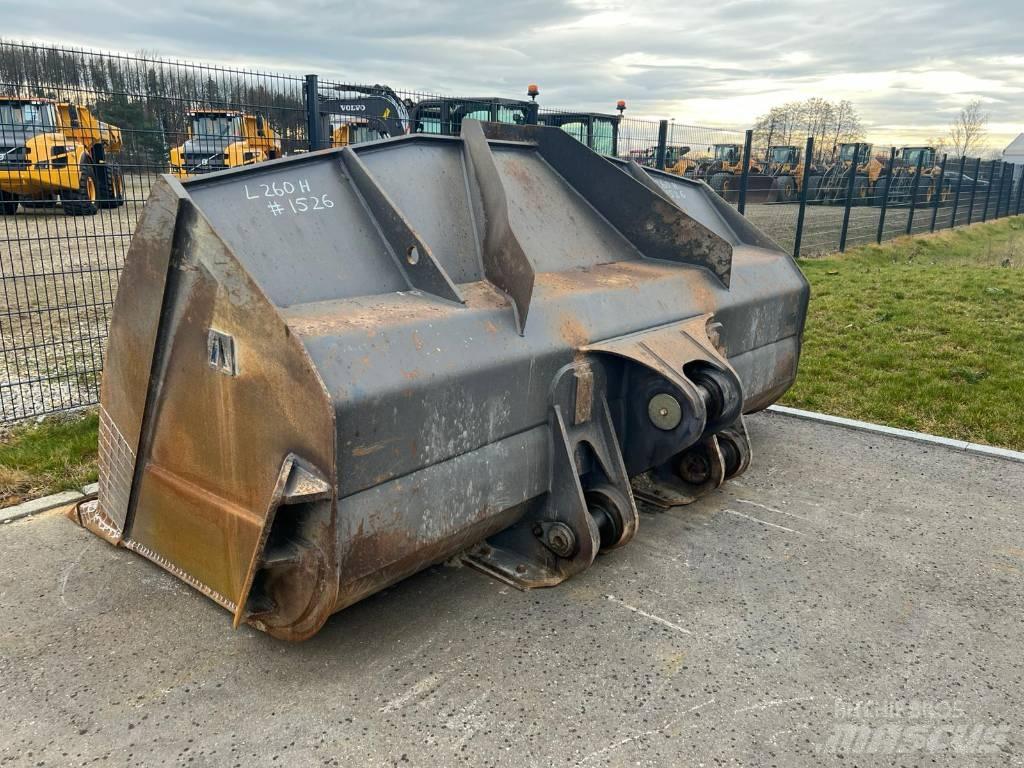 Volvo L 260 H Incarcator pe pneuri