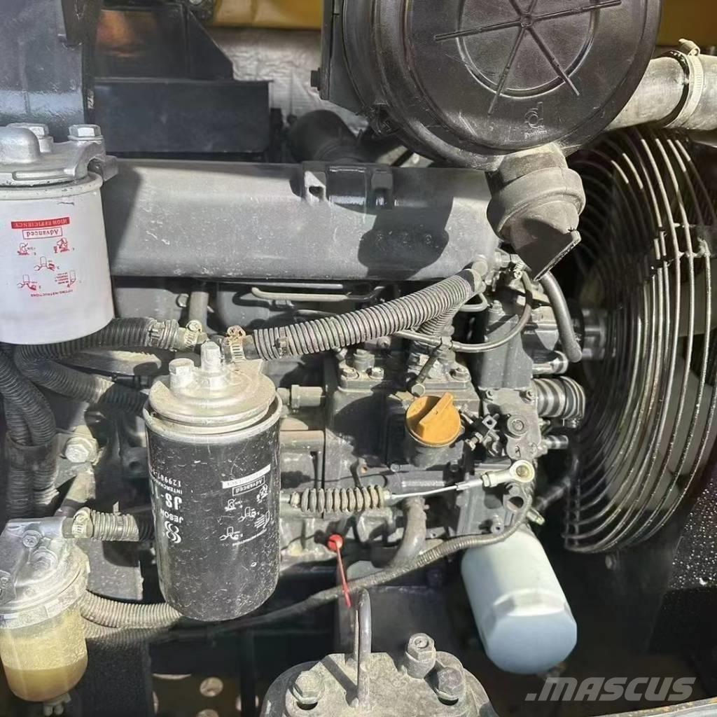 Komatsu PC 56-7 Excavatoare pe șenile
