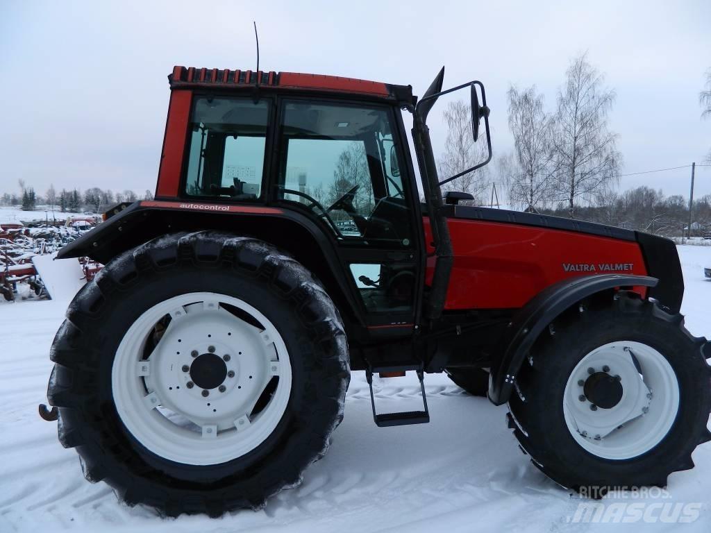 Valtra 8150 Tractoare
