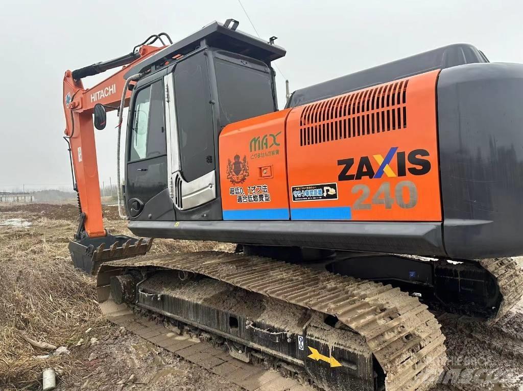 Hitachi ZX 240 Excavatoare pe șenile
