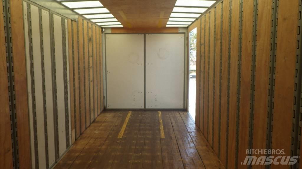 Freightliner M2 106 Autocamioane