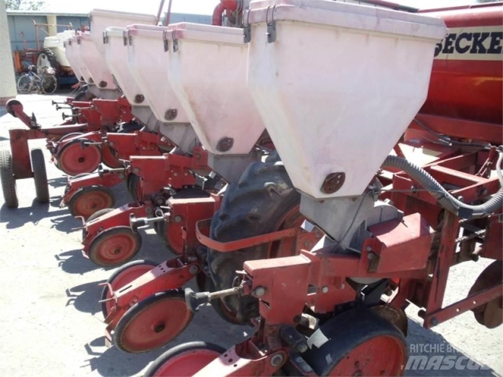 Becker Aeromat 8DT Masini cu insamantare precisa