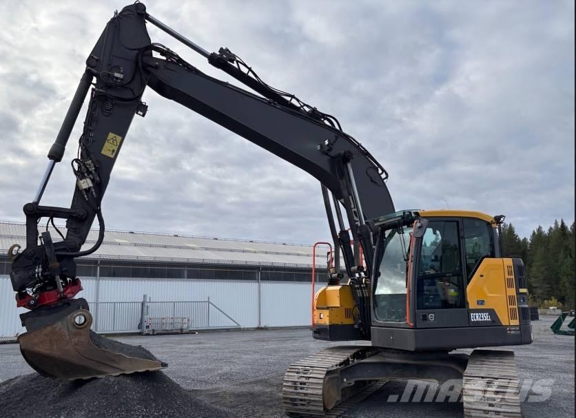 Volvo ECR 235 E Excavatoare pe șenile
