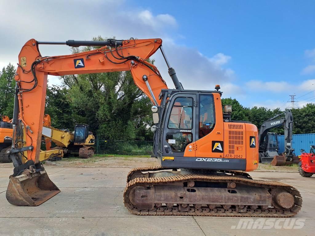 Doosan DX 235 LCR-5 Excavatoare pe șenile

