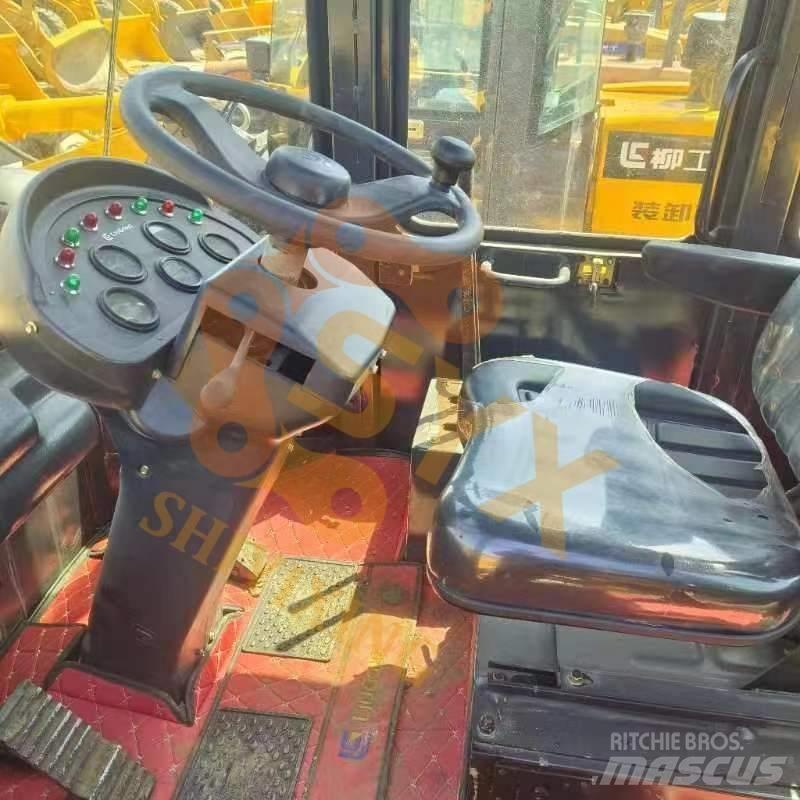 LiuGong 836 Incarcator pe pneuri