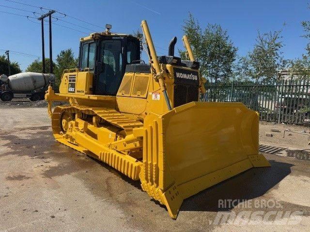 Komatsu D65EX-18 Buldozere pe senile