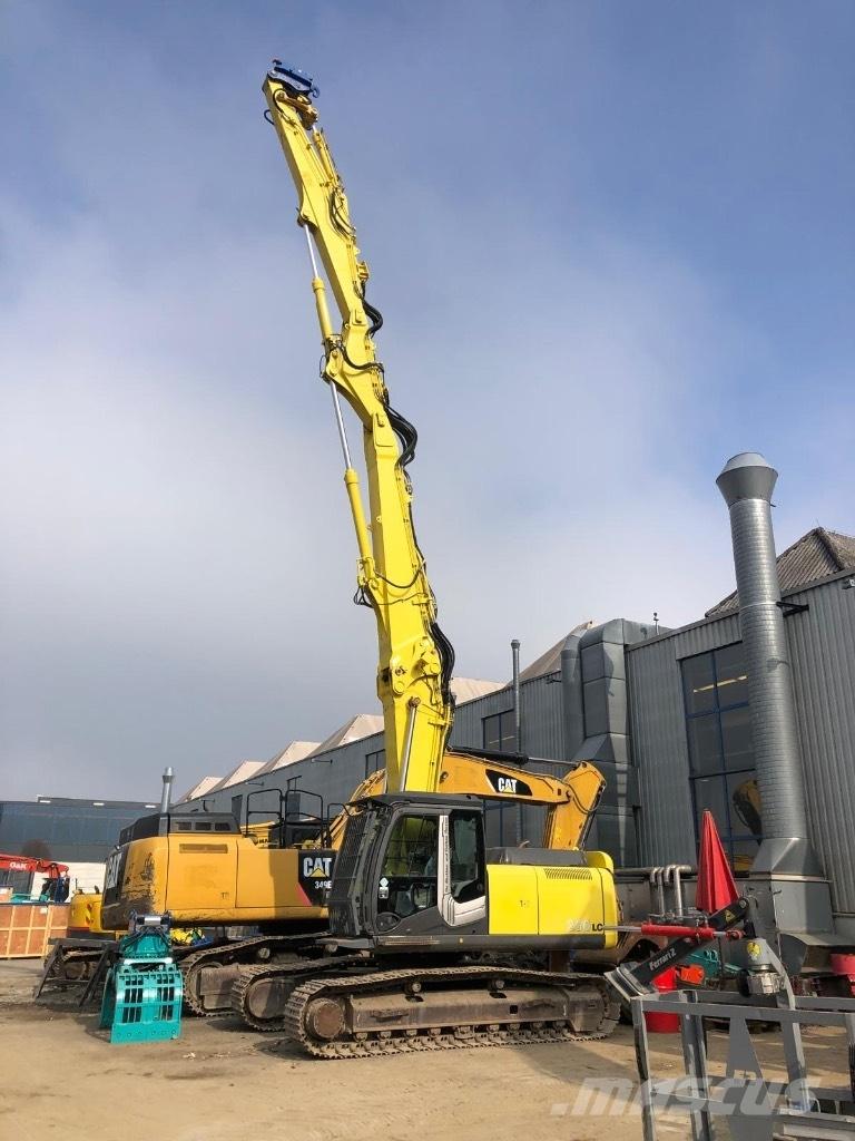 Hitachi LC 250 Excavatoare de demolare
