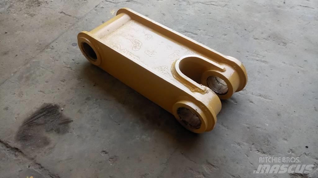 CAT 245 Sasiuri si suspensii