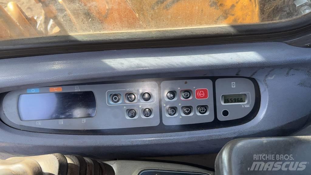 CASE CX 130 Excavatoare pe șenile

